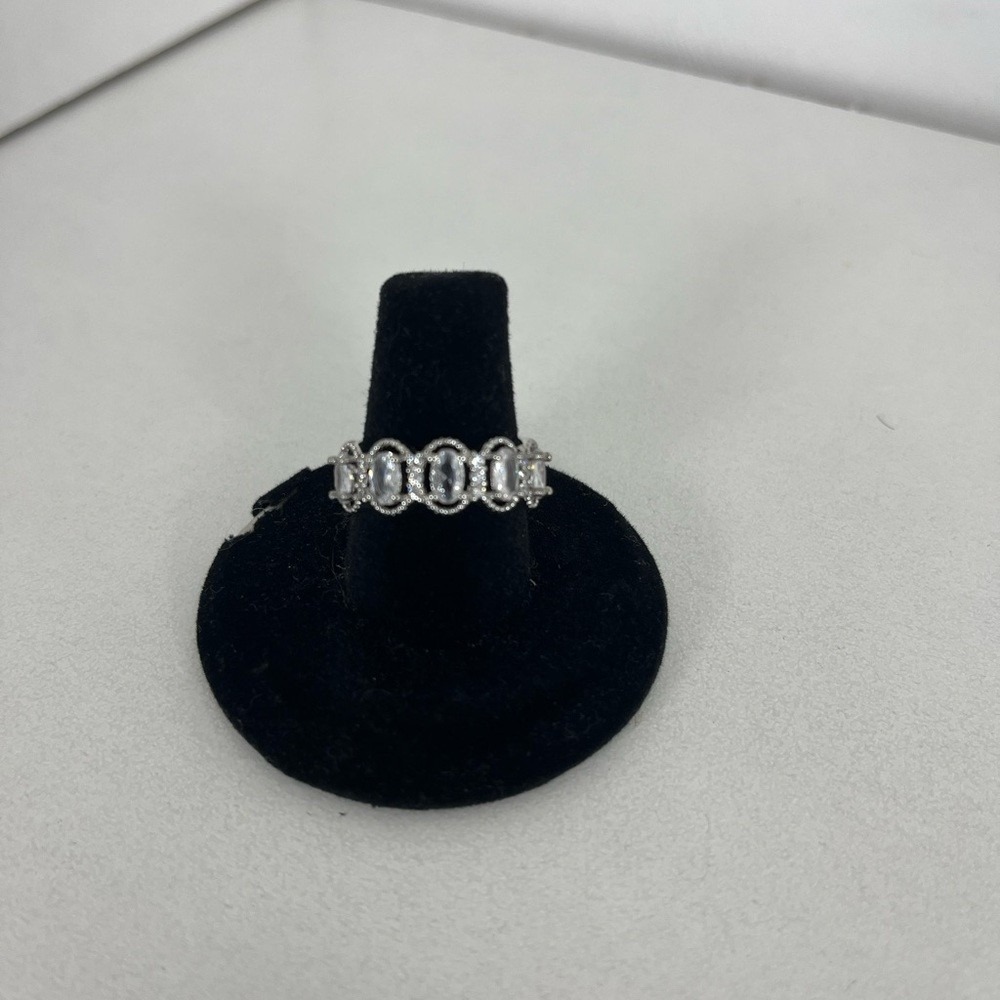Elegant‎ Silver Women's Ring